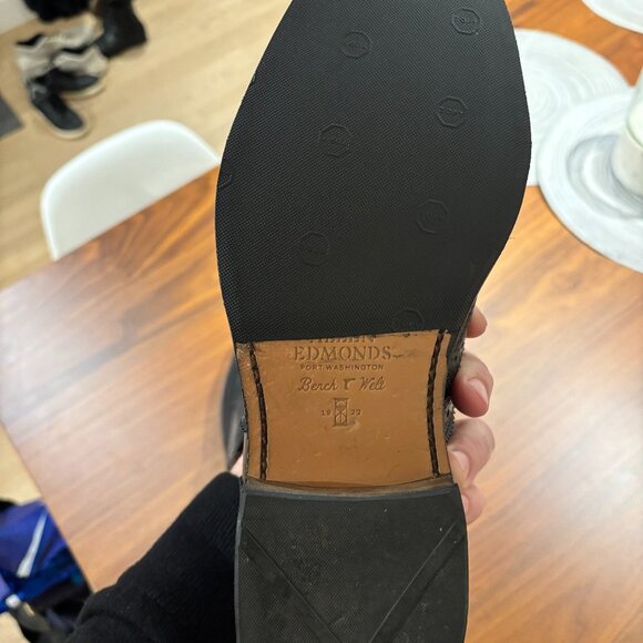 COPY - Allen Edmonds McAllister Oxfords, 10.5 EEE - Picture 2 of 3